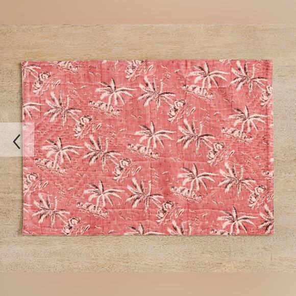 Pottery Barn Vintage Islands Reversible Placemats - Set of 4 - Picture 2 of 4